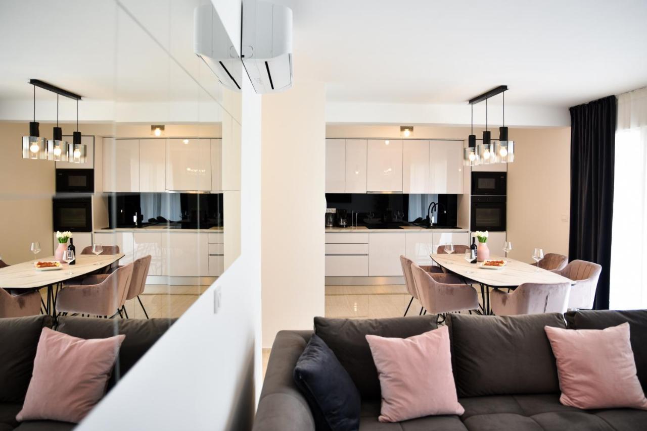 Luxury Apartments La Perla Bibinje Luaran gambar